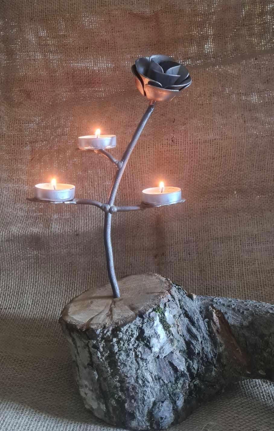 Wrought Iron rose table top tea light holder set in wooden base. Wedding table decoration